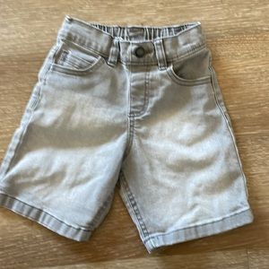 Summa summa time!! Perfect gray shorts size 5, 356 brand